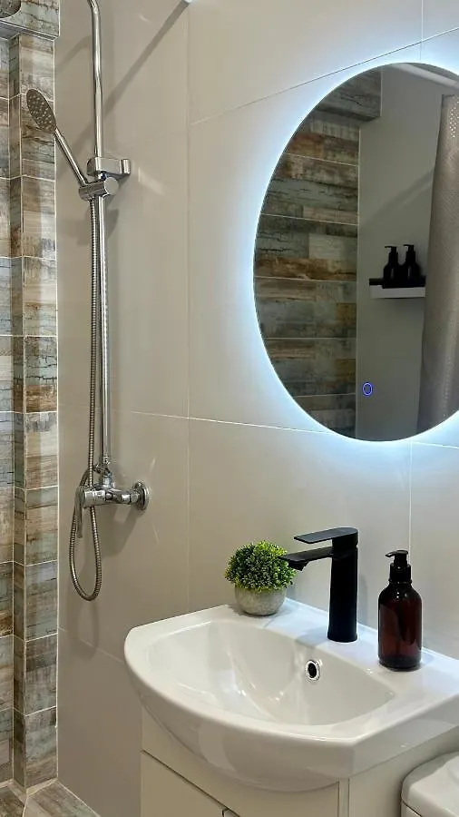 Bayhouse - Уютные Апартаменты В Микрорайоне Жетысу 4 Almaty 0*,