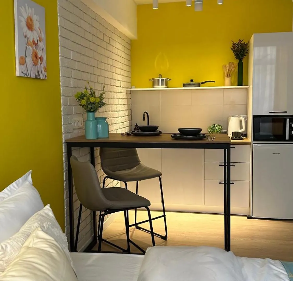 Apartment Bayhouse - Уютные Апартаменты В Микрорайоне Жетысу 4 Almaty