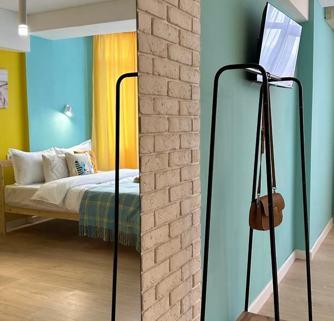 Apartment Bayhouse - Уютные Апартаменты В Микрорайоне Жетысу 4 Almaty